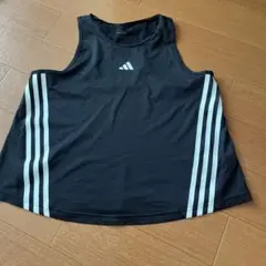 adidas レズミルズ　タンクトップ