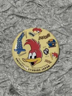 ウッディ・ウッドペッカー 缶バッジ 直径6センチ USJ - メルカリ