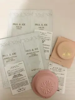 【PAUL&JOE サンプルセット】フェイスパウダー、ファンデーション等