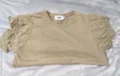 AZUL by moussy カーキー Tシャツ✨️のサムネイル