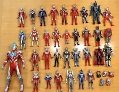 d*7様 ウルトラマンフィギュア