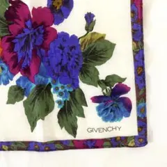 GIVENCHY ハンカチ 未使用