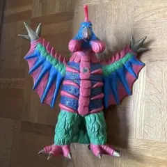 ウルトラマンシリーズ 怪獣 フィギュア　マグマバードン