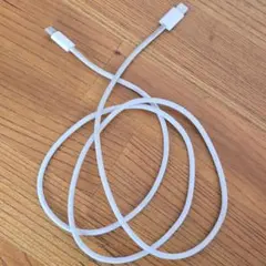 Apple　純正の編み込み式　USB-C充電ケーブル