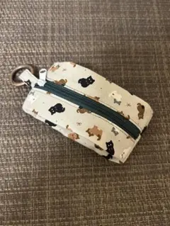 猫柄ミニポーチ