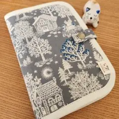 ハンドメイド　お薬手帳　通帳ケース、マルチケース