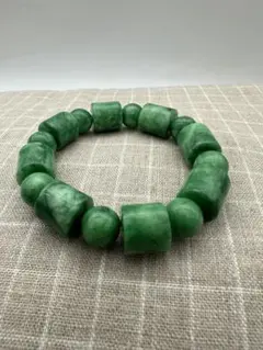 ☆天然石☆ ミャンマー産 本翡翠 ユニセックス ブレスレットフリーサイズ