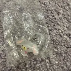 Sanrio サンリオ ゆるっとめじるしアクセサリー しろうさ　ガチャ