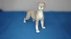 陶器製ボクサー犬フィギュア ベージュとホワイトのサムネイル