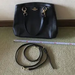 COACH ブラック ショルダーバッグ