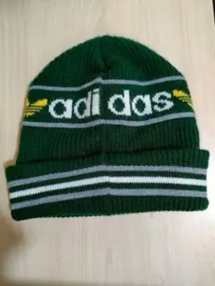 adidas ダークグリーン ニット帽
