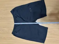 Oakley ブラック ショートパンツ