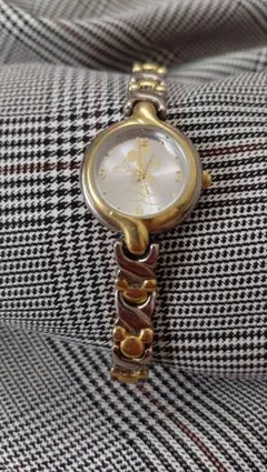 ディズニーストア ミッキーマウス シルバーレディース腕時計