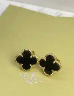 Van Cleef & Arpels ヴィンテージ アルハンブラ ピアス