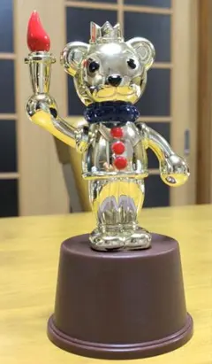 ゴールドベア フィギュア よくがんばりました　貯金箱