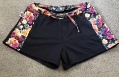トレーニングショーツ 花柄ポケット付きのサムネイル