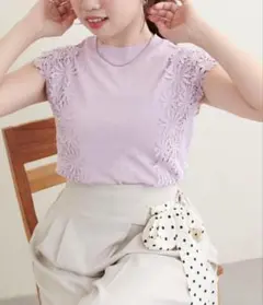 ナチュラルクチュール　canami　レース×ニットノースリーブのサムネイル