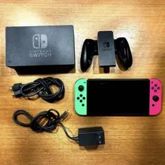 Nintendo Switch 本体 赤/緑Joy-Con、ストラップ付き