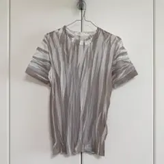 ISSEY MIYAKE シワ加工 プリーツ 半袖 Tシャツのサムネイル