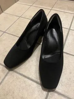 CLOSSH 黒 スクエアトゥ パンプス