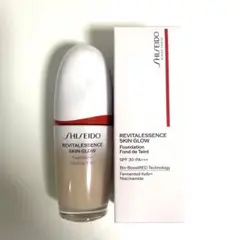 SHISEIDOエッセンススキングロウファンデーション 140Porcelain