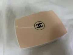 CHANEL ルブラン ブライトニング コンパクトB20のサムネイル