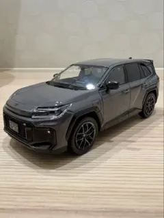 新型RAV4 GR カラーサンプル ブラック×エモーショナルレッド - メルカリ