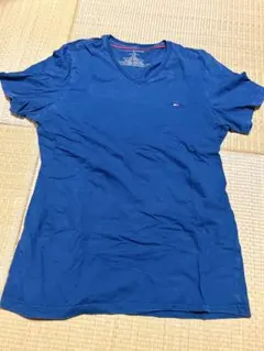 【TOMMY HILFIGER】 VネックTシャツ M 青　紺