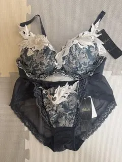レトロモダン♡サルート♡新品♡ブラ♡ソング♡セット♡L♡53 Salute 53G♡サルート レトロモダン♡サルート 53♡④点セット - メルカリ