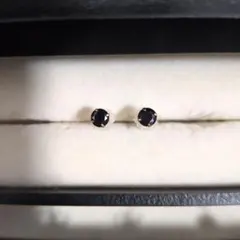 K10　オニキススタッドピアス