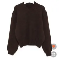 Vネックウールニット　　nugu