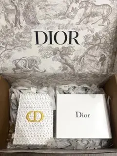 2026ノベルティ　Dior ミラー ホワイト・イエロー刺繍