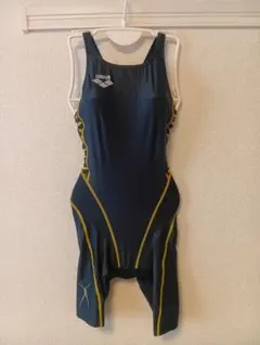 Item thumbnail for item b8c953a5-76d6-431b-a71d-0837461f1749