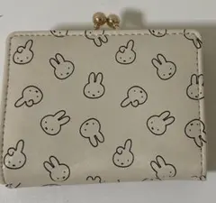 【新品未使用】　ミッフィー　三つ折り財布　ベージュ
