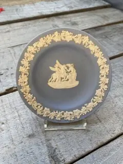 アンティーク　WEDGWOOD ジャスパー プレート ペガサス　皿立て付きのサムネイル