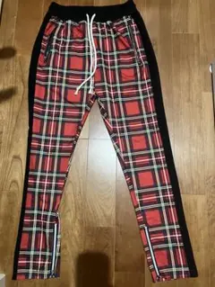 チェック柄パンツ 赤と黒