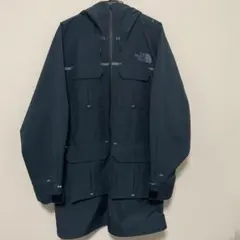 a972 THE NORTH FACE NF0A832Q マウンテン パーカー