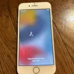 Apple iPhone 7 シルバー 本体