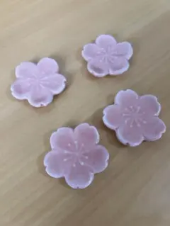 桜の花形 陶器製箸置き 4個セット