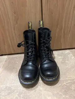 Dr. Martens ブラックブーツ