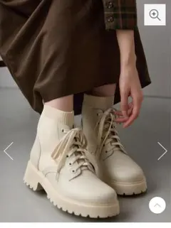 STACCATO ホワイトソックスブーツ　22cm 春ブーツのサムネイル