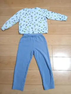 ユニクロ　UNIQLO　ウルトラストレッチ　エアリズム　ルームウェア　パジャマ