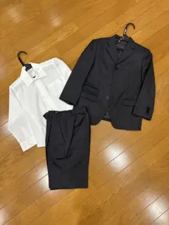男子スーツ 入学式　120A 濃いグレー コシノヒロコ