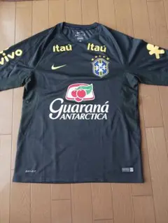 ブラジル代表　トレーニング　ウェア