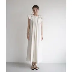 Acka drape one-piece ホワイトsize2 - メルカリ