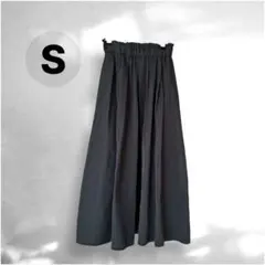 GU ジーユー タフタフレアロングスカート ブラック 黒 Sサイズ