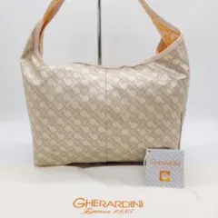 美品　ゲラルディーニ　ショルダーバッグ　肩掛け　保存袋付き