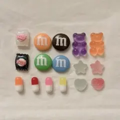 ネイルパーツ　お菓子&薬カプセルセット　セット売り　16個