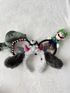 ほぼ未使用　値下げ　USJ ユニバーサル　ルイージ・恐竜・バット耳カチューシャ