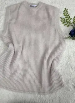 ZARA 薄いピンク ニットベスト
